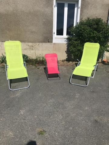 Gite A La Ferme Chaleureux Avec Cheminee Preveranges Exterior photo
